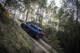 
										Subaru E-Outback AWD full									