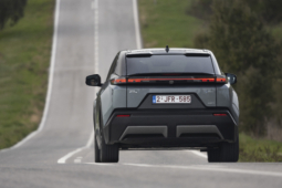 
										Toyota C-HR+ 57.7 kWh FWD full									