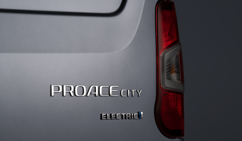 
								Toyota Proace City Verso Electric full									