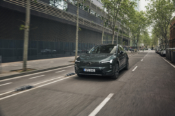 
										Volvo EX60 P6 full									