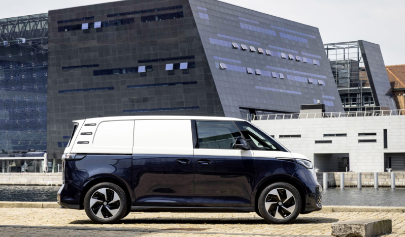 
								Volkswagen ID. Buzz Cargo Pro full									