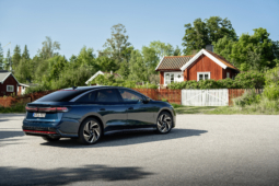
										Volkswagen ID.7 Pro full									