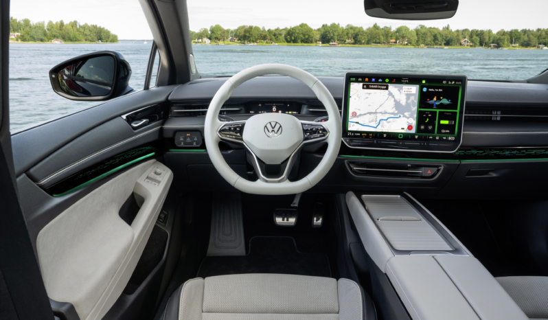
								Volkswagen ID.7 Pro full									