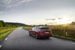 
										Volkswagen ID.7 Tourer Pro full									