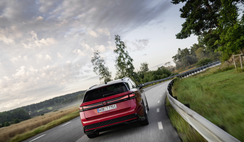 
								Volkswagen ID.7 Tourer Pro full									