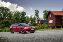 
										Volkswagen ID.7 Tourer Pro full									