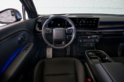 
										Hyundai IONIQ 9 AWD full									