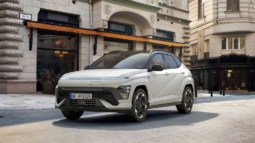 
										Hyundai KONA Electric 48.4 kWh full									
