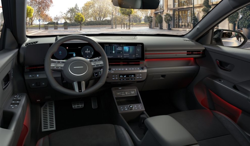 
								Hyundai KONA Electric 48.4 kWh full									